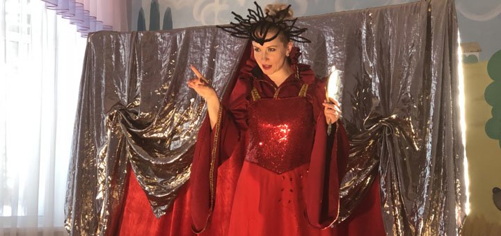 Виїзний театр для дітей «Золотий ключик» у Києві. Замовляйте виставу на день народження за знижкою.