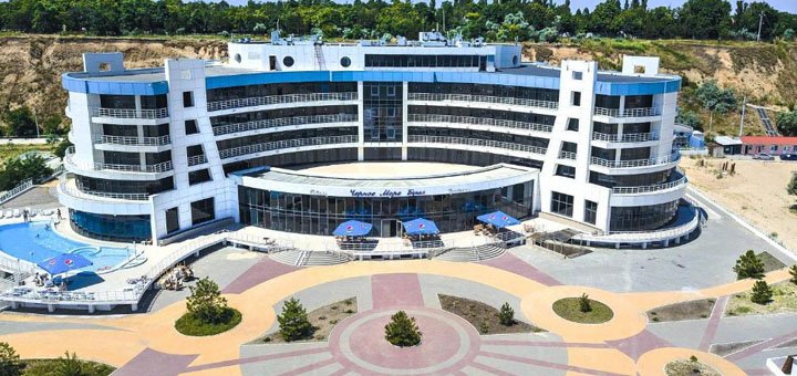 Discounts for holidays in the black sea hotel bugaz in gribovka11