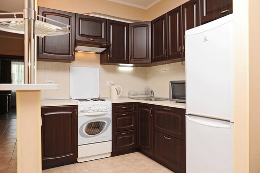 Kitchen in two-room suite &quot;wellcome24&quot; next to the iec in kiev. shoot for the action.