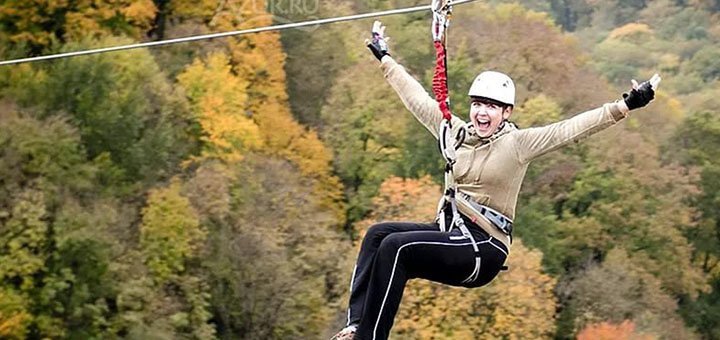 Тролейний парк у Яремчі «ActiveDay». Замовляйте екстрім тур до Карпат зі знижкою.