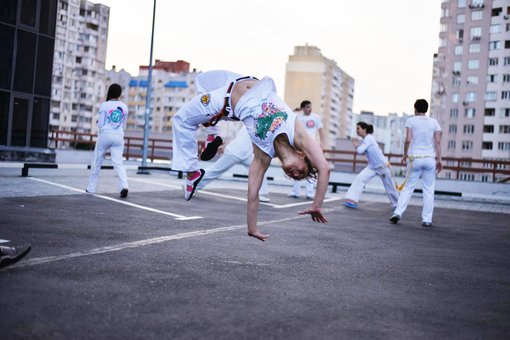 Capoeira coach «Rabo De Arraia» in Kiev. Sign up for classes on the stock.