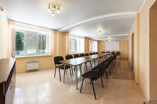 Conference hall at the volna recreation center in svetlovodsk. rental discounts