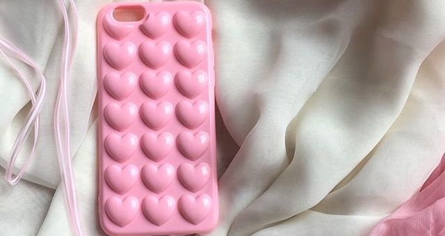 Силіконовий чохол на iPhone 7S+ в інтернет-магазині «CasesandAccessories» зі знижкою