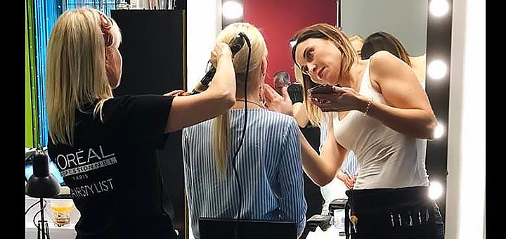 Скидка на парикмахерские услуги в салоне красоты Frisson Studio