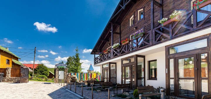 Discounts for holidays in the Alpiyskiy hotel in Yablunytsya12