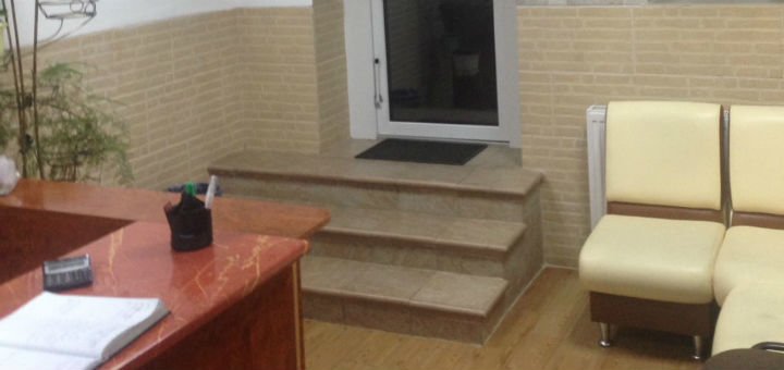 Клініка сестер похмура у леві. записуйтесь на рефлексотерапію акцією.