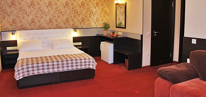 Room at the Kiev 365 hotel. Book a room with a discount. Discount hotels in Kiev.