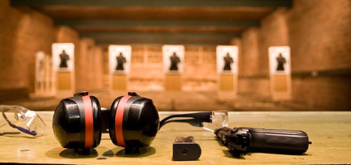 Shooting from a pistol, rifle, crossbow in the "Safari" shooting range