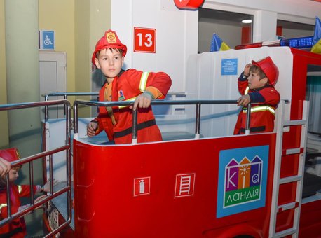 Развлекательный центр для детей «Kidlandia». Скидки на билеты