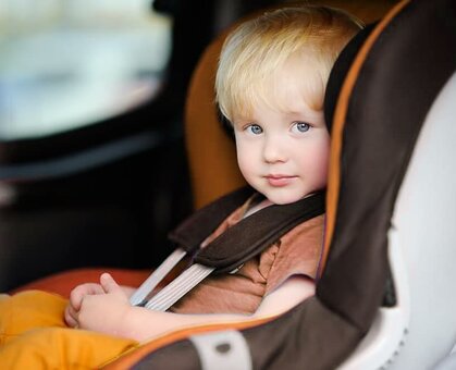 Особистий водій для дитини «BabyTransfer» в Києві. Замовляйте за акції.