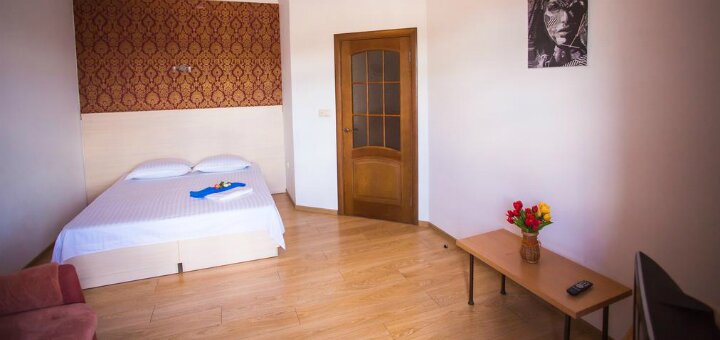 Like Home on Mikhnovskogo (Івано-Франківськ)