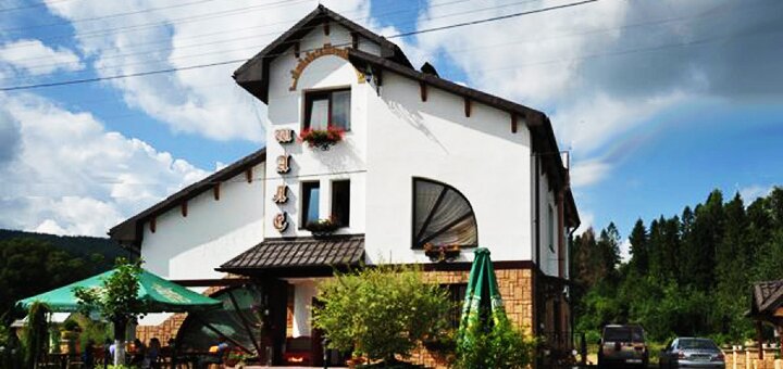 Discounts for holidays in the chalet hotel in skhidnytsia1