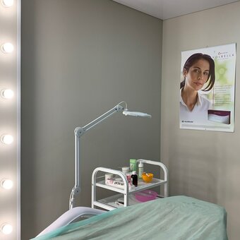 Косметологічний кабінет «Beauty Harmony» у Києві. Записатись по знижці.
