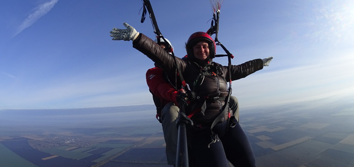 Discounts and promotions for paragliding flights. book with a discount15