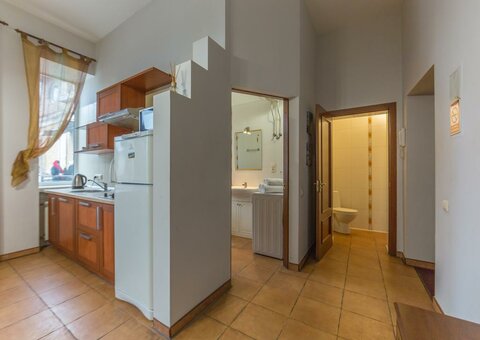 Apartment on sofievskaya 17 (kiev)