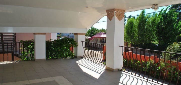 Pension &quot;vlada&quot; in the iron port. book rooms for the promotion.