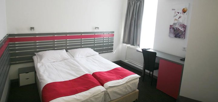Room at the Amarant Hotel Kiev. Hotel "Amarant" in Kiev. Book a room at a discount. Cheap hotels in Kiev.