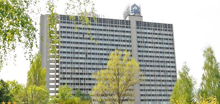 Гостиница «Premier Hotel Rus» в Киеве. Забронировать номер в отеле «Русь». Отели в центре Киева.