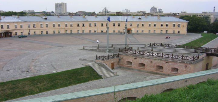 Музей-в'язниця «Косий Капонір» в Києві. Відвідайте екскурсію по акції.