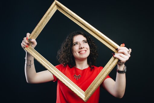 Фотозйомка у студії від фотографа Павла Камінського в Одесі. Записуйтесь за знижкою.