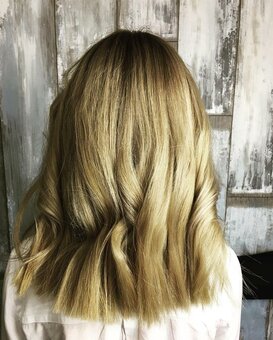 Стрижка у салоні краси «Hair space studio» у Києві. Записуйтесь по акції.