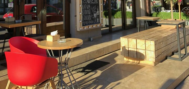 Special offer from 12 coffee &amp; croissants