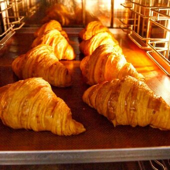 12 coffee &amp; croissants 7