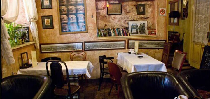 Reservation of a table in the cafe gogol_mogol in odessa at a discount