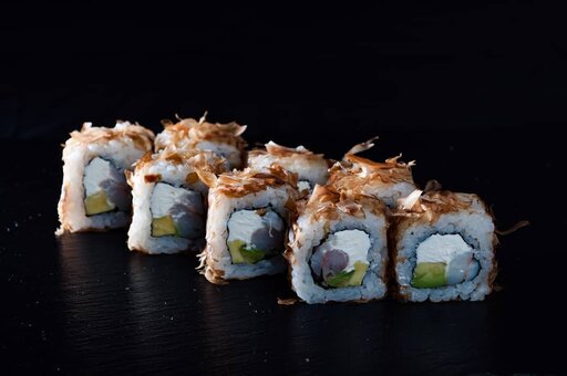 Promotion for the delivery of Japanese cuisine from White roll in Kharkov. order at a discount