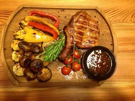 Discount on meat dishes at the red pepper restaurant in lviv
