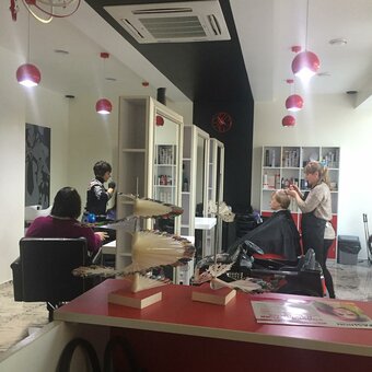 Вечірня укладка в салоні краси djuli art запоріжжя. записуйтеся на вечірню укладку по акції