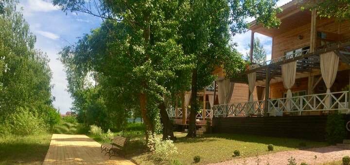 Відпочинок в готелі «Relax Villa Poduzska» під Києвом з басейном