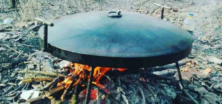 Сковорода для приготовления на природе в интернет-магазине «Shop-Pan». Купить со скидкой.