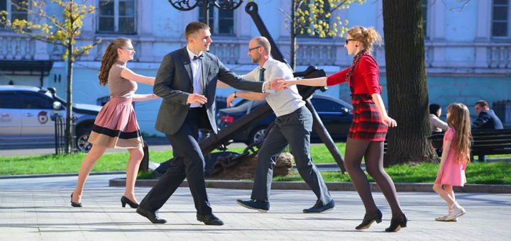 Lindy-hop at the Odessa Swing Dance studio. Buy dance passes at a discount.