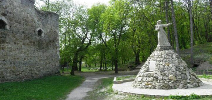 &quot;terebovlyansky castle&quot; ternopil