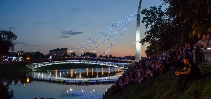 «сквер стрілка» харків