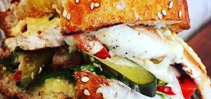 «Burger Place» - Бургер-бар в Запорожье. Заказывай еду по скидке.1