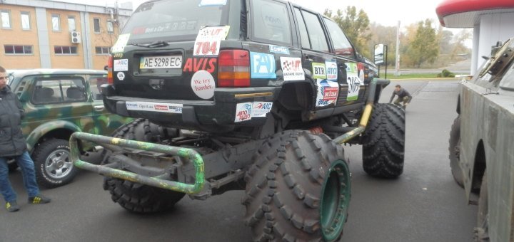 Автосервіс «Pitline» - знижки на послуги