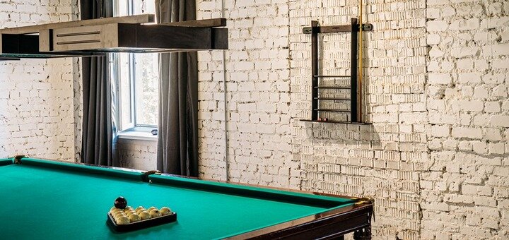 Billiards in lounge club &quot;persona&quot; in odessa. book with a discount.