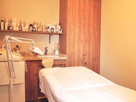 Beauty salon mellis in kiev. pay for services with a discount.