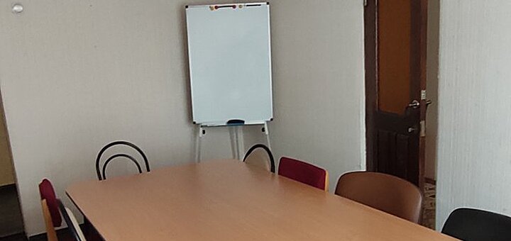 Linguistic center &quot;prime time&quot; on ostrovsky