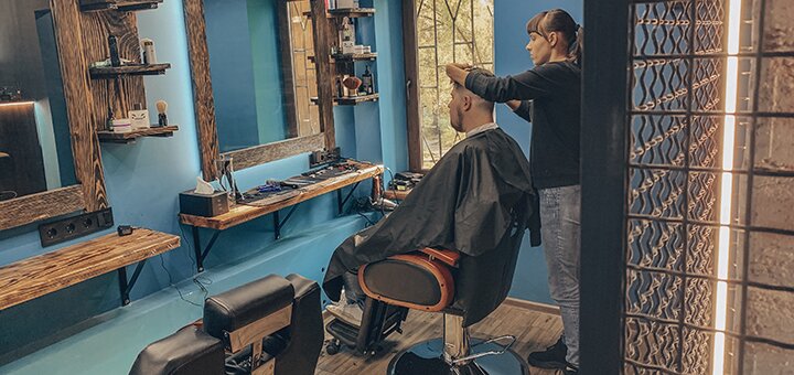 Barbershop "Frienders" in Kyiv. Order promotional services