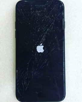 Apple watch repair in the service center iMaster in Kiev. Get discounted services.9