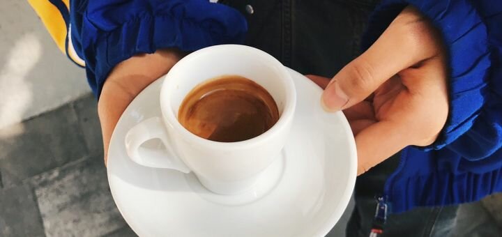 Discount on all menus in the coffee shop coffee and flowers