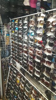 Promotions on hats in the belts suspenders store in zaporozhye