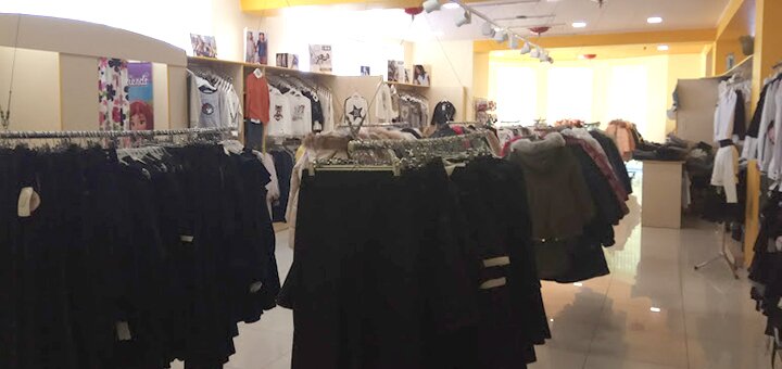 Children&#39;s clothing store &quot;chukh-chukh&quot; in kherson. discounts on goods.