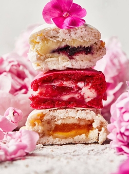 SHOco confectionery in Lviv. Order dishes for promotion 5