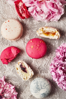 SHOco confectionery in Lviv. Order dishes for promotion 9