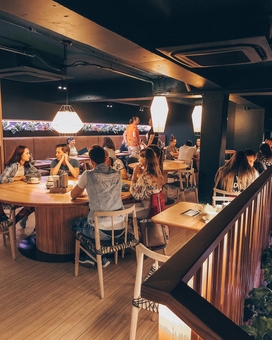 Gastrobistro tangerine in kharkov. book tables for promotion 5