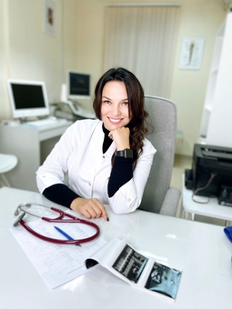 Doctor&#39;s examination at the neuro-cardiolab clinic